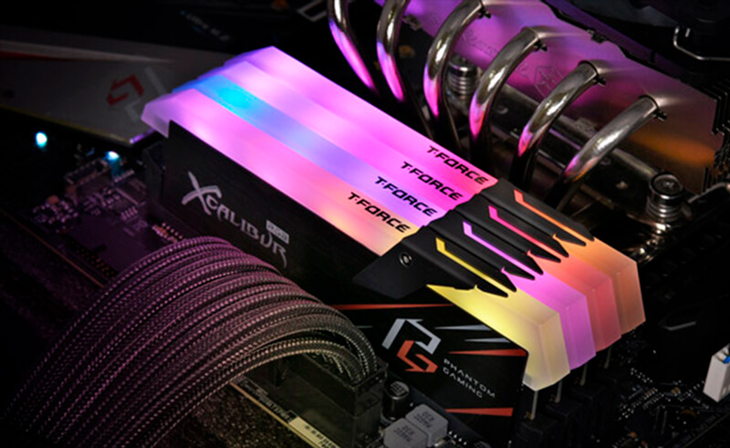 Memoria Team Group T-Force Xcalibur RGB 16GB (2x8) DDR4 4000MHz